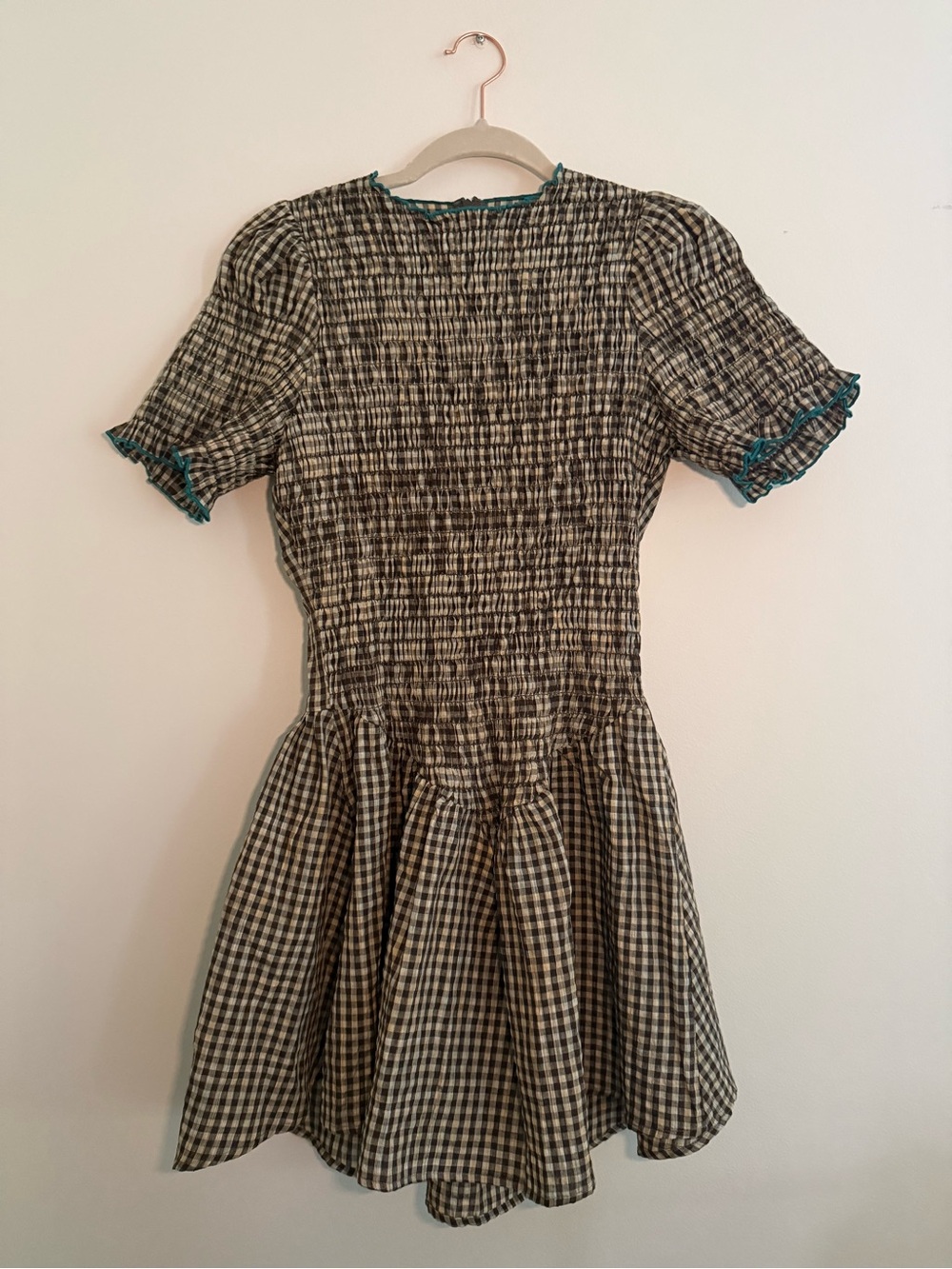 Apres Studio RUCHED MINI BUBBLE DRESS IN BISCUIT PLAID, size M